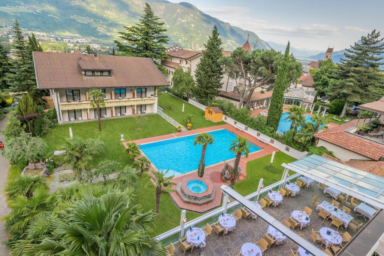 Glanzhof Hotel & Apartments Marlengo Exterior foto