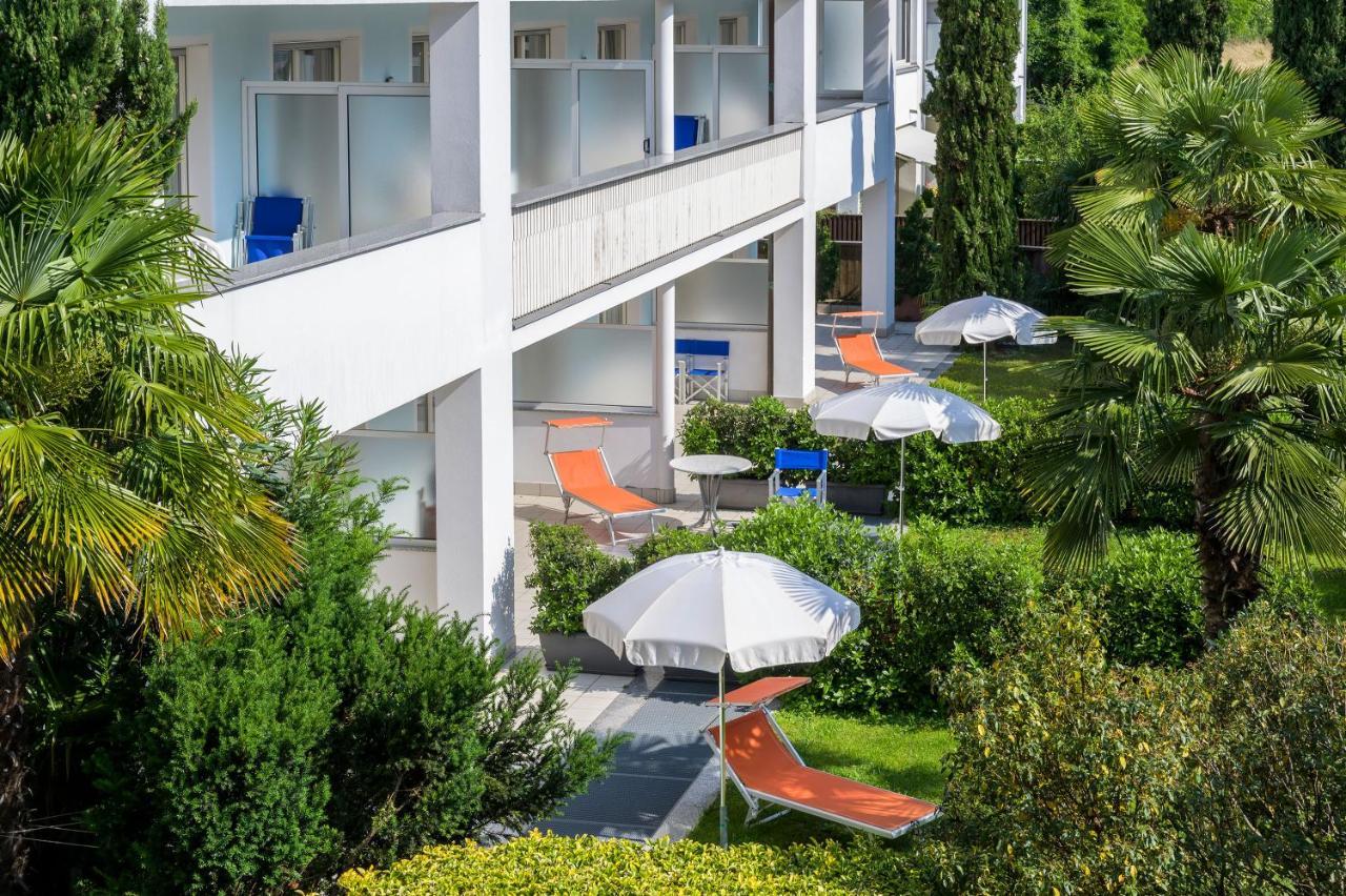 Glanzhof Hotel & Apartments Marlengo Exterior foto